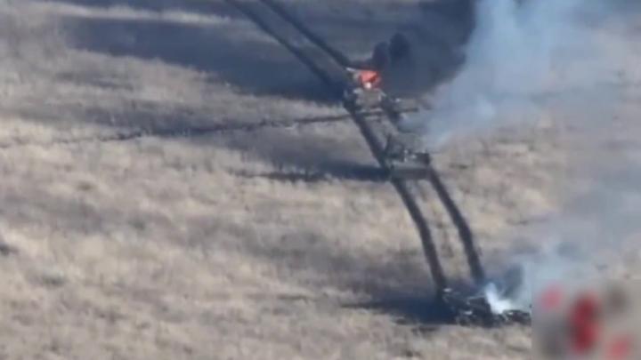 Украинские FPV-дроны атаковали колонну ВС России под Новомихайловкой: Кто виноват и что делать?