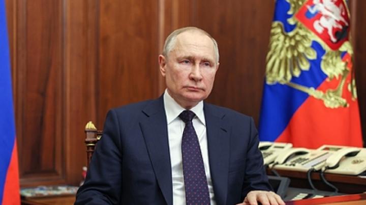 Путин предложил бойцам ЧВК Вагнер самостоятельно выбрать свою судьбу