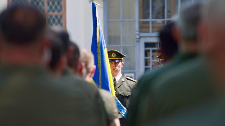 Украинские нацгвардейцы вновь открыли огонь по дезертирам – Марочко 