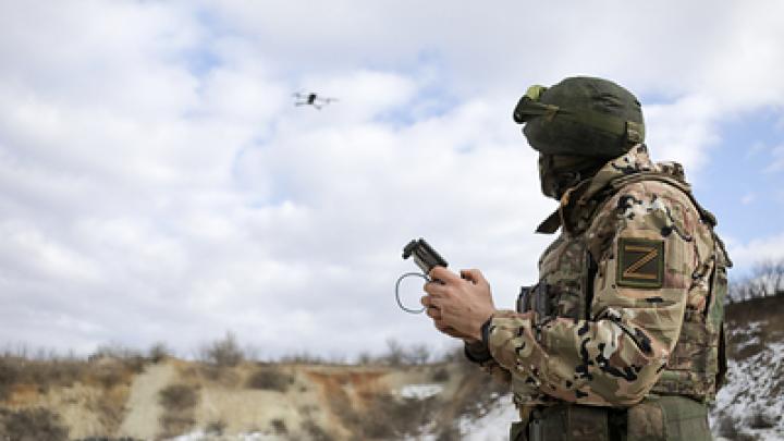 Сюда ползи. Русские в плену под Авдеевкой, дроновод Моисей жив, Киев готовил теракты в России: Горячая сводка СВО