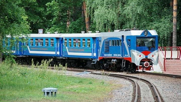 Минтранс временно прекращает курсирование поездов между ДНР и ЛНР