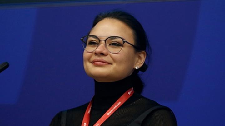 Ксения Шойгу: Мой отец меня вдохновляет. Народ спросил у дочери экс-министра, стоит ли строить турцентр во время войны?