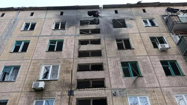 Две реальности одной войны: Ясиноватая живёт, Авдеевка выживает