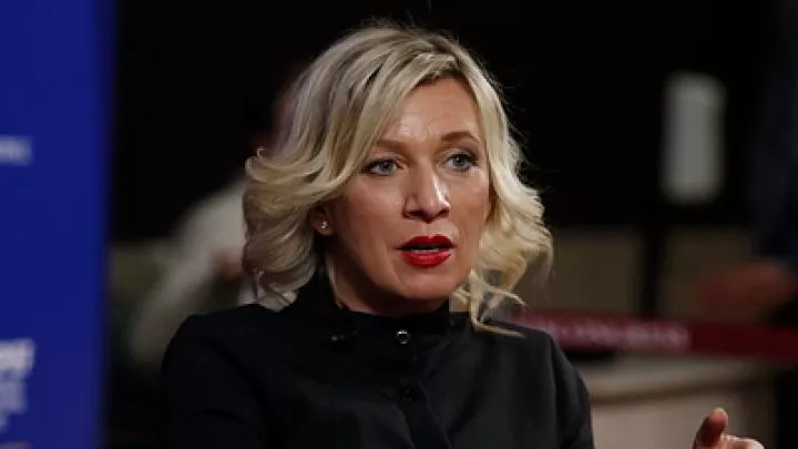 В ход идёт всё, включая абсурд: Захарова прокомментировала заявления Белого дома об изоляции Путина