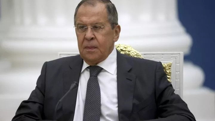 Лавров пообещал освободить украинский народ от нацистских правителей
