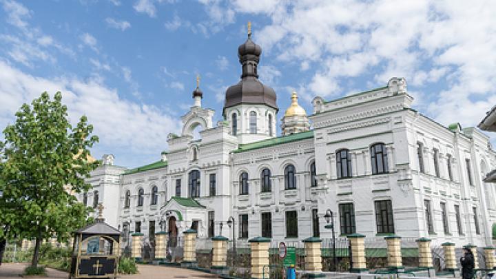 Удар по Православию – расплата за молчание УПЦ: религиовед о вывозе с Украины икон и мощей