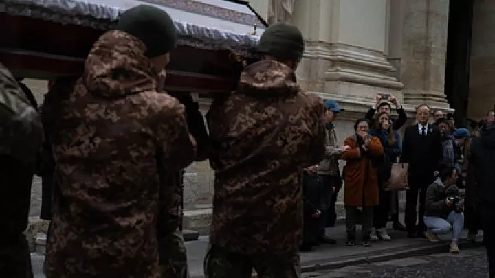 Они заваливают телами наши позиции: советник Пушилина рассказал об огромных потерях ВСУ