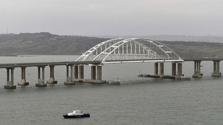 Опоры Крымского моста не пострадали – Хуснуллин Опоры Крымского моста не пострадали – Хуснуллин
