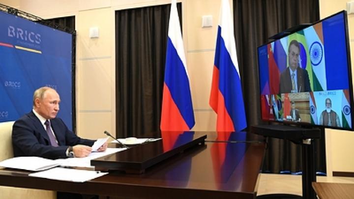 Путин примет участие в саммите БРИКС в режиме видеоконференции