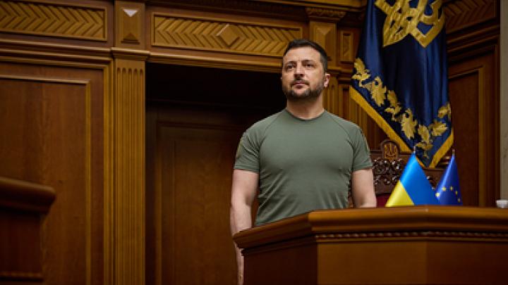 Зеленский утвердил перенос празднования Рождества на Украине